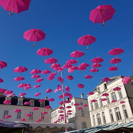 Studio Renove Au Coeur De La Rochelle, Marche A 25M, 2 Personnes, Wifi - Fr-1-535-43 拉罗歇尔 外观 照片